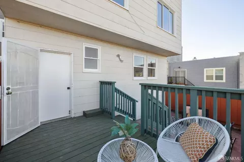 Exterior - 2030 Ortega St, San Francisco, CA 94122 photo 7 of 12