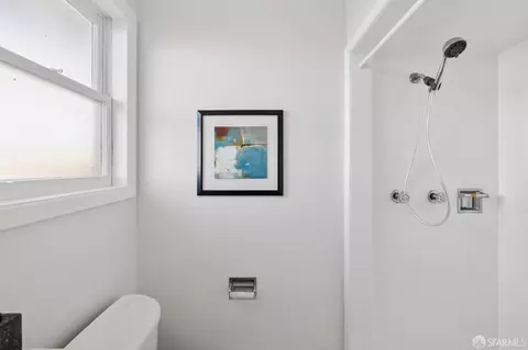 Bath - 2030 Ortega St, San Francisco, CA 94122 photo 6 of 7