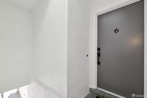 Entry Way - 2030 Ortega St, San Francisco, CA 94122 photo 3 of 9