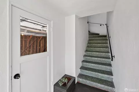 Entry Way - 2030 Ortega St, San Francisco, CA 94122 photo 2 of 9