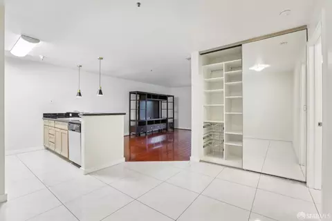 6400 Christie Ave #4122, Emeryville, CA 94608