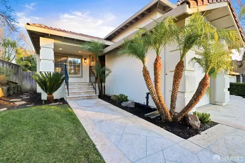Exterior - 116 Blackpool Ct, Danville, CA 94506 photo 4 of 5