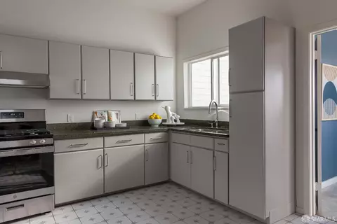 Kitchen - 150 College Ave, San Francisco, CA 94112 photo 1 of 2