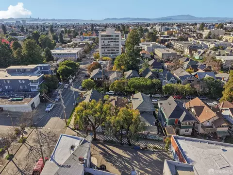 View/Area - 2543 Chilton Way, Berkeley, CA 94704 photo 12 of 16