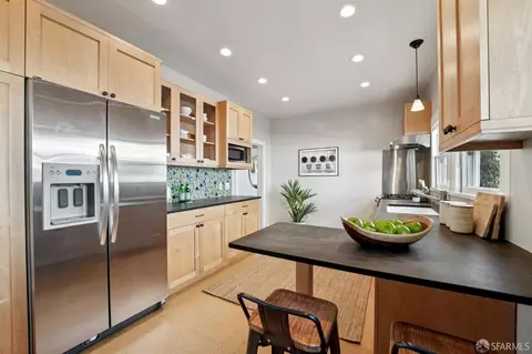 Kitchen - 2543 Chilton Way, Berkeley, CA 94704 photo 8 of 9
