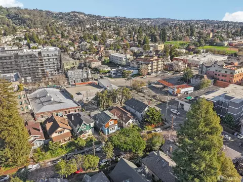 View/Area - 2543 Chilton Way, Berkeley, CA 94704 photo 7 of 16