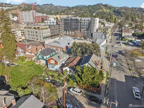 View/Area - 2543 Chilton Way, Berkeley, CA 94704 photo 3 of 16