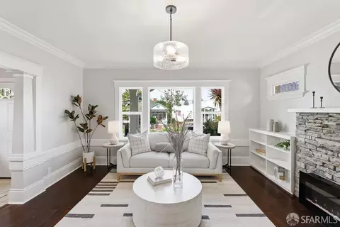 2040 Crosby Ave, Oakland, CA 94601