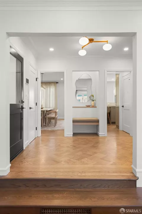Entry Way - 284 32nd Ave, San Francisco, CA 94121 photo 6 of 11