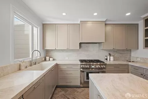 Kitchen - 284 32nd Ave, San Francisco, CA 94121 photo 5 of 12