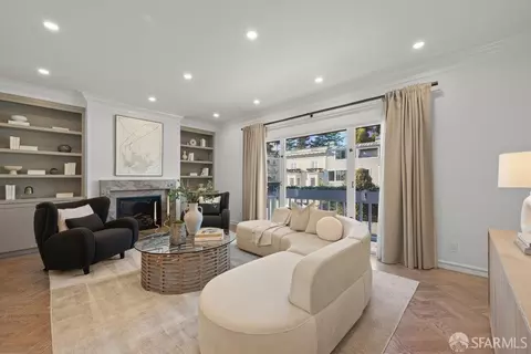 Living - 284 32nd Ave, San Francisco, CA 94121 photo 1 of 6
