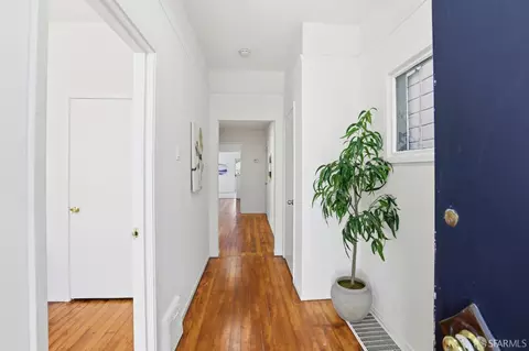 1852 10th Ave, San Francisco, CA 94122 photo 4