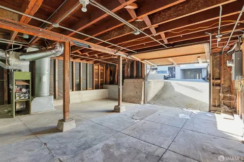 1852 10th Ave, San Francisco, CA 94122 photo 35
