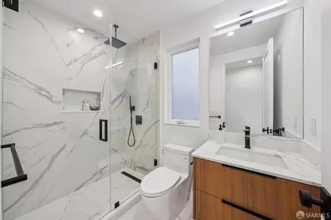 Bath - 80 Chaves Ave, San Francisco, CA 94127 photo 1 of 4