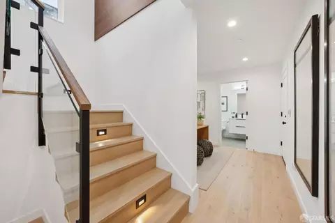 Entry Way - 80 Chaves Ave, San Francisco, CA 94127 photo 4 of 4