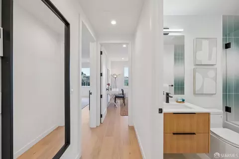 Entry Way - 80 Chaves Ave, San Francisco, CA 94127 photo 2 of 4