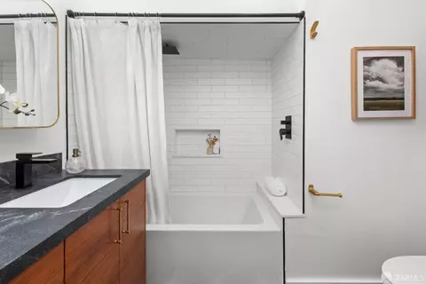 Bath - 1706 35th Ave, San Francisco, CA 94122 photo 3 of 4