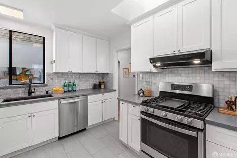 Kitchen - 1706 35th Ave, San Francisco, CA 94122 photo 2 of 5
