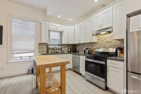 Kitchen - 2243 Ashby Ave, Berkeley, CA 94705 photo 4 of 15