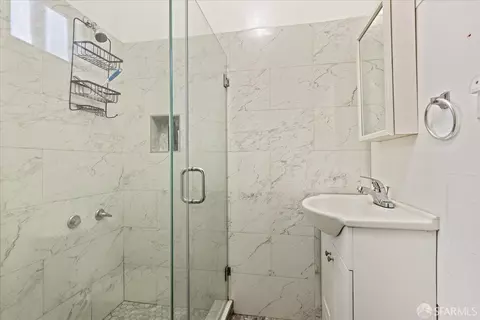 Bath - 2243 Ashby Ave, Berkeley, CA 94705 photo 5 of 8