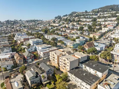 View/Area - 324 Gennessee St, San Francisco, CA 94112 photo 4 of 5