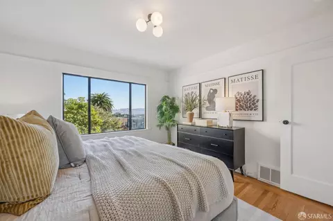 Bedroom - 324 Gennessee St, San Francisco, CA 94112 photo 2 of 9