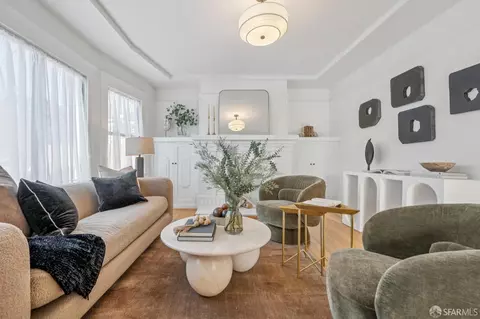 Living - 324 Gennessee St, San Francisco, CA 94112 photo 3 of 5
