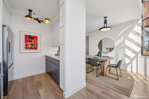 Dining - 640 Davis St #24, San Francisco, CA 94111 photo 5 of 7