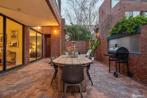 Exterior - 640 Davis St #24, San Francisco, CA 94111 photo 1 of 4