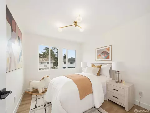 Bedroom - 1107 Mason Dr, Pacifica, CA 94044 photo 2 of 4