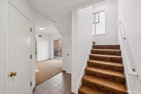 Entry Way - 567 Edna St, San Francisco, CA 94112 photo 2 of 7