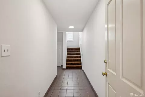 Entry Way - 567 Edna St, San Francisco, CA 94112 photo 1 of 7