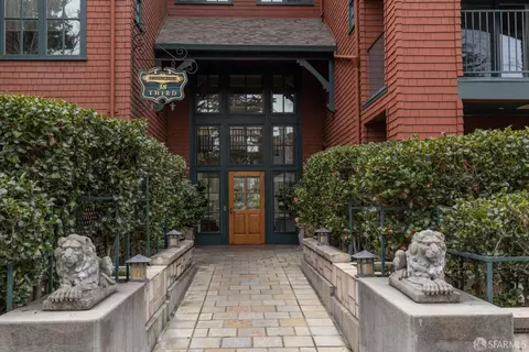 38 3rd St #309, Los Altos, CA 94022