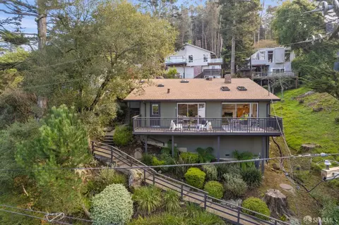 6340 Melville Dr, Oakland, CA 94611