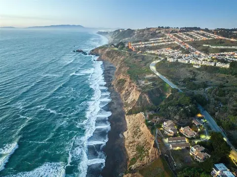 View/Area - 121 Beachview Ave, Pacifica, CA 94044 photo 10 of 11