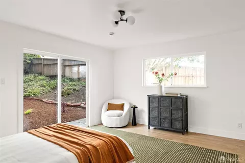 Bedroom - 121 Beachview Ave, Pacifica, CA 94044 photo 4 of 8