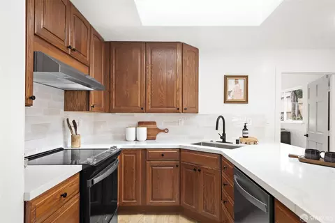 Kitchen - 121 Beachview Ave, Pacifica, CA 94044 photo 1 of 5