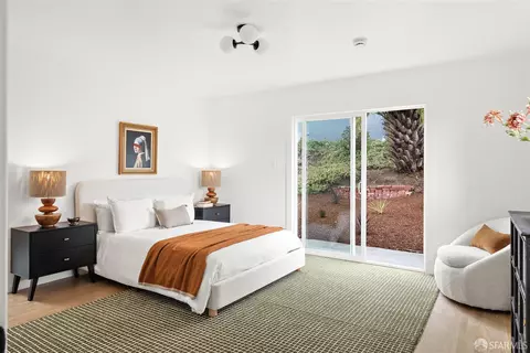 Bedroom - 121 Beachview Ave, Pacifica, CA 94044 photo 1 of 8