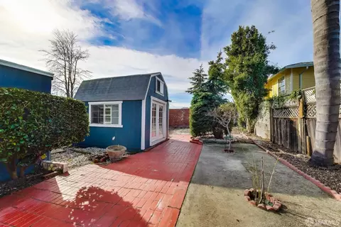 Exterior - 2304 Edwards St, Berkeley, CA 94702 photo 4 of 4