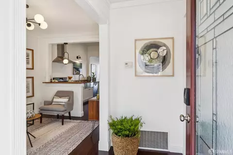 Entry Way - 662 Lisbon St, San Francisco, CA 94112 photo 1 of 1