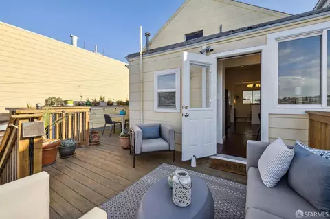 Exterior - 662 Lisbon St, San Francisco, CA 94112 photo 8 of 13