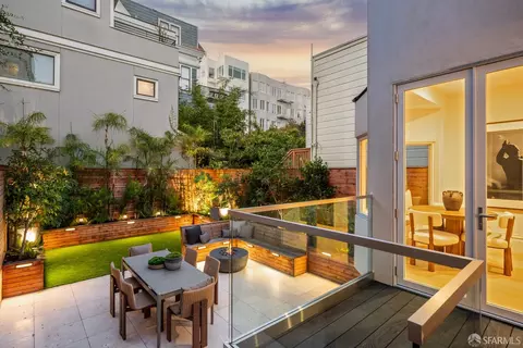 2988 Washington St, San Francisco, CA 94115