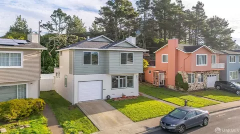 663 Foothill Dr, Pacifica, CA 94044