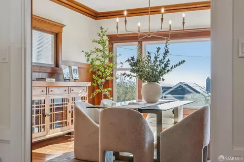 Dining - 3641 Clement St, San Francisco, CA 94121 photo 5 of 10