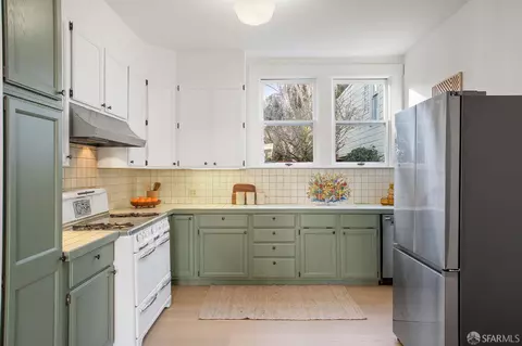 Kitchen - 301 Day St, San Francisco, CA 94131 photo 1 of 2