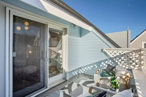 Exterior - 301 Day St, San Francisco, CA 94131 photo 3 of 3