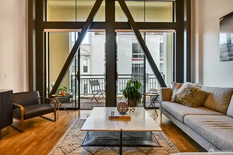 81 Lansing St #309, San Francisco, CA 94105