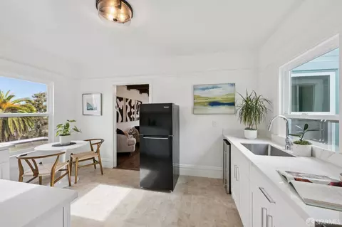 Kitchen - 636 20th Ave, San Francisco, CA 94121 photo 4 of 4