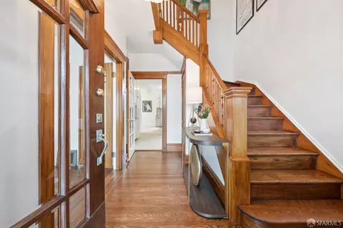 Entry Way - 636 20th Ave, San Francisco, CA 94121 photo 1 of 2