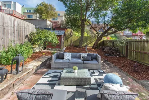 Exterior - 542 Head St, San Francisco, CA 94132 photo 2 of 9